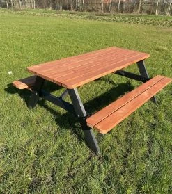 Goedkopepicknicktafels.nl | Zwart Bruine XL Picknicktafel Bruno | Tuintafel 6 Persoons | Bruin Zwart Gespoten Gedroogd Grenen Hout! 14 Goedkopepicknicktafels.nl | Zwart Bruine XL Picknicktafel Bruno | Tuintafel 6 Persoons | Bruin Zwart Gespoten Gedroogd Grenen Hout! -Tuinmeubel Winkel 1061x1200