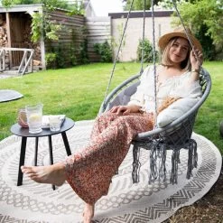 Vita5 Macramé Hangstoel - Voor Binnen En Buiten - Zonder Standaard - Incl. Kussen, Boekenvak En Beschermhoes - Tot 150kg - Grijs 19 Vita5 Macramé Hangstoel - Voor Binnen En Buiten - Zonder Standaard - Incl. Kussen, Boekenvak En Beschermhoes - Tot 150kg - Grijs -Tuinmeubel Winkel 1200x1200 301