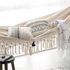 QUVIO Hangmat Voor In De Tuin - Tuinstoelen - Reishangmat Voor Camping, Outdoor En Reizen - Hamock - Katoen Ademend - Maximale Belasting Van 250KG - Lig Oppervlak Van 180 Cm - Geschikt Voor 1 Persoon - Beige -Tuinmeubel Winkel 1200x1200 970