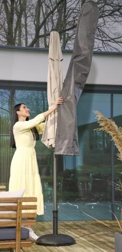 Weersbestendige Parasolhoes - Rond & Vierkant - Max. 3 X 3 M - Grijs / Antraciet - Stokparasol -Tuinmeubel Winkel 581x1200